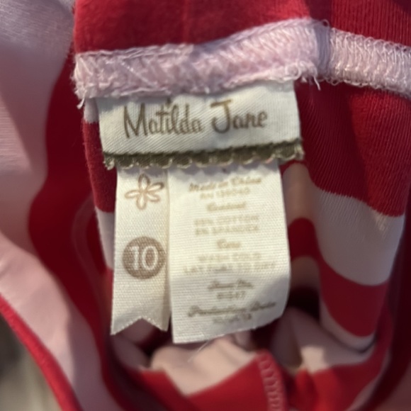 Red Rover Benny’s - Picture 3 of 3